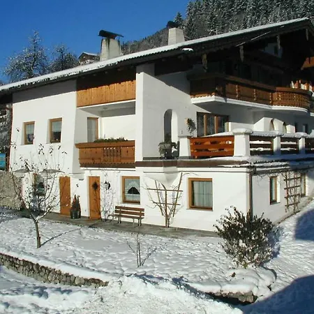 Schiestl Apartment *